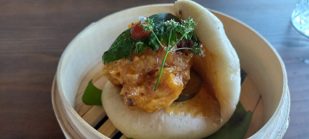 El sushi fusión con comida mexicana, es uno de las delicias que nadie debería perderse. Foto: Citli Toribio